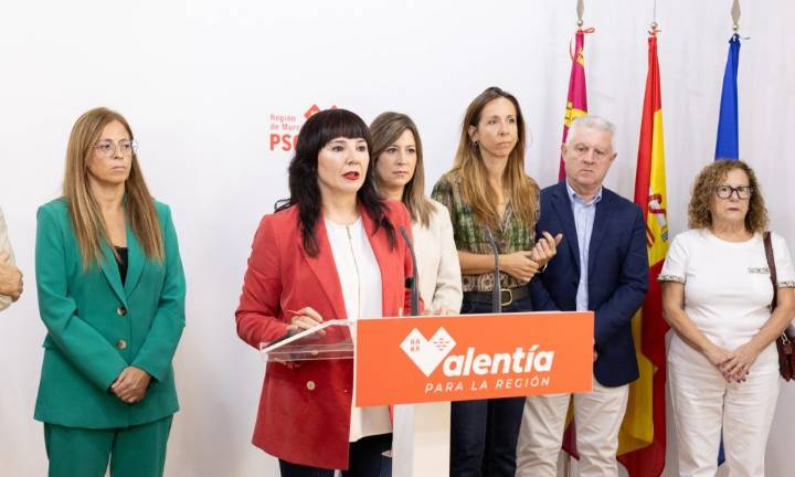 El PSOE exige al Gobierno Regional activar los aceleradores oncológicos de La Arrixaca, parados desde hace dos años