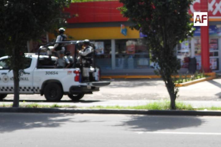 Hombre es lesionado a balazos en inmediaciones de Boulevard Rodolfo Chávez Carrillo y Av. Benito Juárez, en Villa de Álvarez