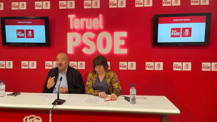El PSOE denuncia falta de personal administrativo en centros educativos