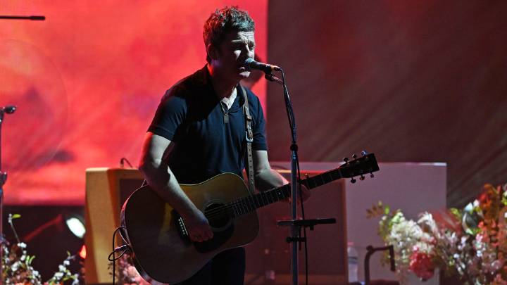 Noel Gallagher's Don't Look Back In Anger lyric sheet sells for £20,000