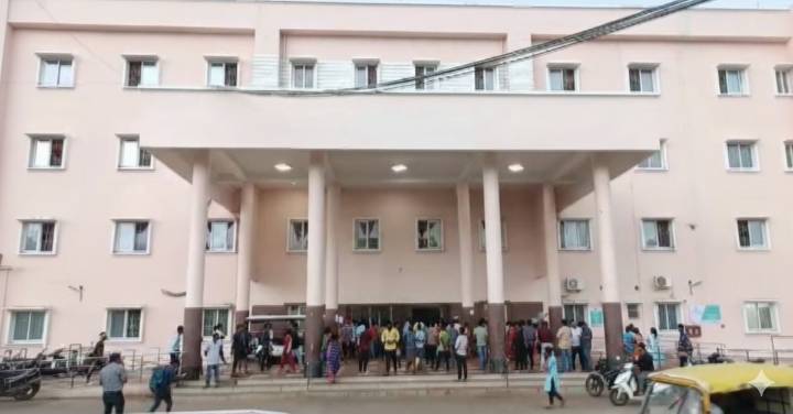 Three-day-old infant boy stolen from hospital in Odisha!