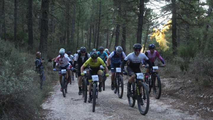 Antonio Gómez y Mónica Belda ganan la XXI LCRM Gobik Bike Maratón
