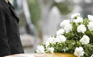 Acusan a directora de una funeraria de llevarse cuerpos de bebés a su casa