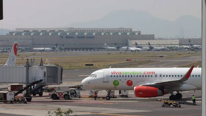 Decisión unilateral de EU afectará a miles de pasajeros en plena temporada vacacional: Viva Aerobus