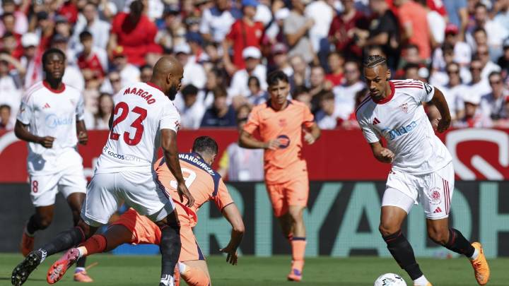 El Barça pierde el liderato de la peor manera, goleado en el Sánchez