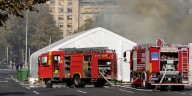 Tiroteo frente al Parlamento serbio: al menos una persona resultó herida y se incendió una tienda