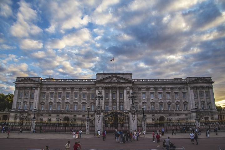 Prince Andrew to stand back, again