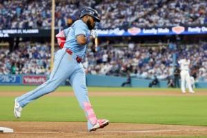 Blue Jays swat Dodgers 6-2, level World Series