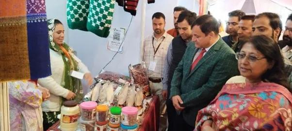 SARAS Mela platform for women entrepreneurs to expand market: Dar