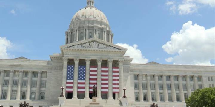 Missouri Democrats criticize Gov. Kehoe’s response to food stamp funding crisis