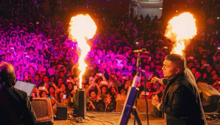 Atacan a tiros a famosa agrupación musical en pleno concierto