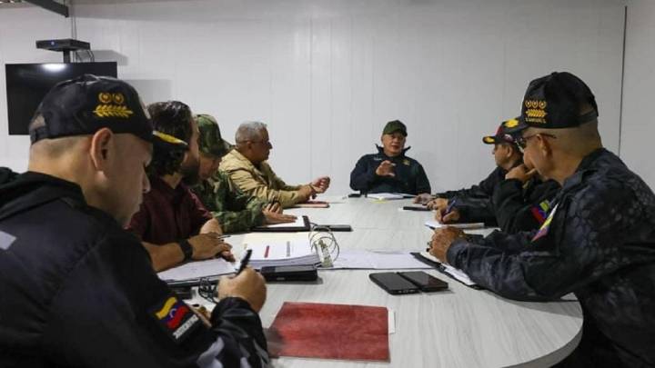 Ministro Cabello evalúa los programas para luchar contra la delincuencia organizada