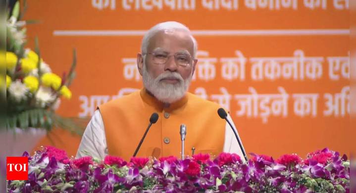 'May spirit of positivity prevail': PM Modi extends Diwali greetings; wishes 'harmony & prosperity'
