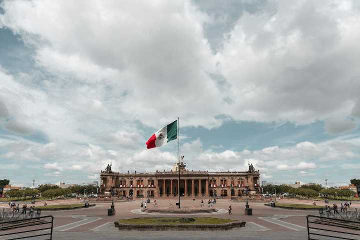 ¿Cuántas empresas cuentan con el distintivo «Hecho en México»?