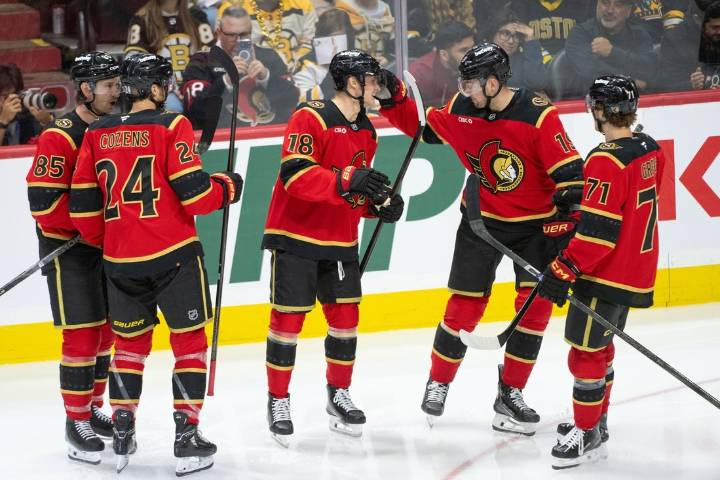 Deadspin | Senators' thriving top line eyes more success vs. Blackhawks