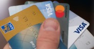 Police bust alleged Ontario taxi scam artists as they attempt to snatch man’s debit card