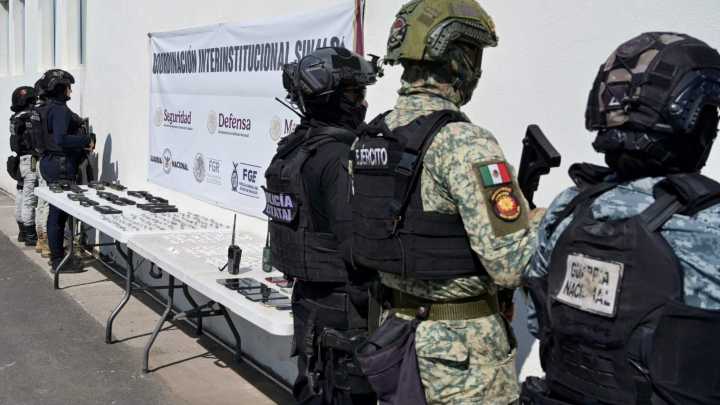 Aseguran Armas, Droga y Teléfonos Durante Revisión en el Penal de Aguaruto, Sinaloa