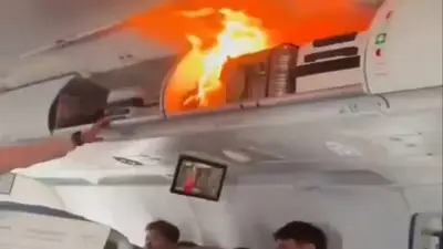 China: Avión realiza aterrizaje de emergencia por incendio de batería