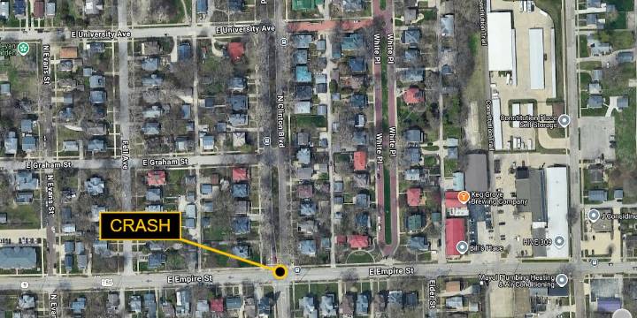 Crash closes down busy Bloomington intersection