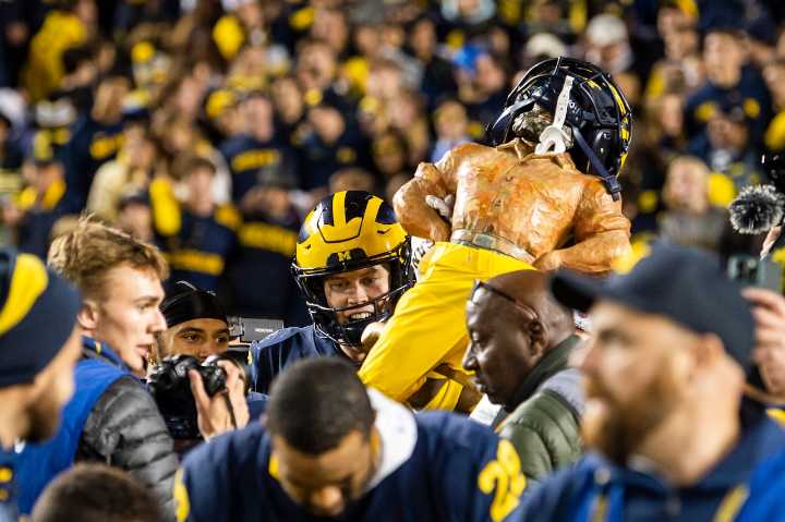 Where to watch Michigan Wolverines vs Michigan State Spartans college football streaming live on demand for free without cable today; Kickoff time, TV channel, spread, odds