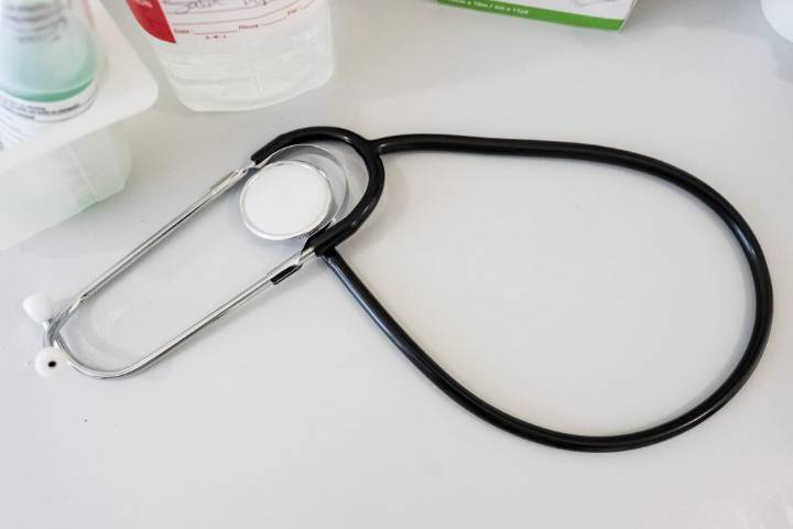 Quebec medical students from all 4 faculties voted in favour of strike