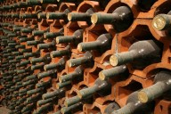 Avalanche, CruTrade Tokenize $60M of Collectable Bottles of Fine Wine
