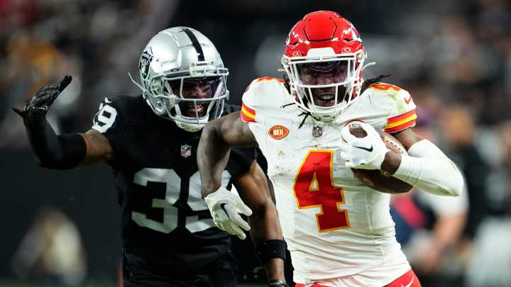 How to watch Chiefs-Raiders NFL football game today