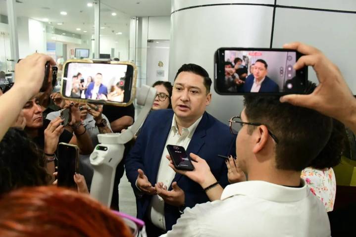 Buscarán diputados del PAN un relanzamiento del partido