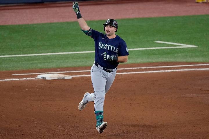 Cal Raleigh hace todo lo que Aaron Judge no logró en una temporada fracaso para los Yankees