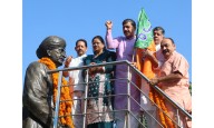 Chugh, Sat Sharma, other BJP leaders  pay tribute to Pt  Prem Nath Dogra