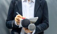 Petro a disculparse con las mujeres periodistas