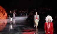 Matthieu Blazy desencorseta Chanel y cierra una semana de la moda parisina repleta de estrenos, pero escasa de compromiso