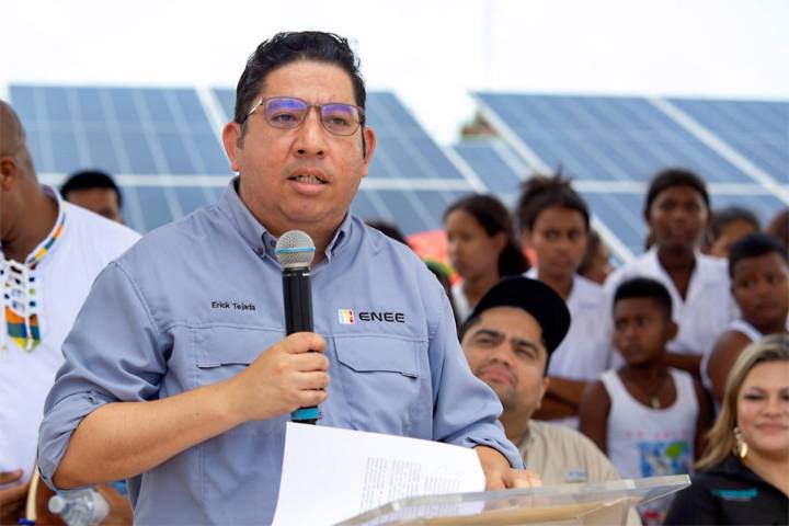 ENEE pagó L. 5 mil 200 millones a generadores de energía en septiembre