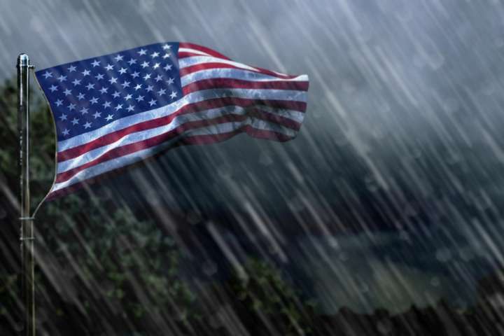 Alertas por inundaciones en Florida tras lluvias intensas