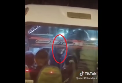 Violento atraco en bus intermunicipal entre Bogotá y Soacha quedó grabado en video