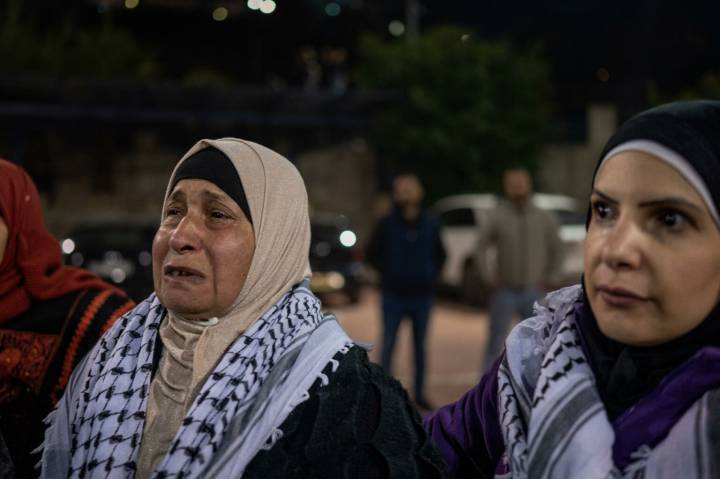 Israel traslada a presos palestinos a las cárceles de Ofer y Ketziot de cara al canje