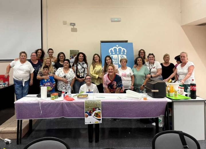 La Carolina celebra el Día de la Mujer Rural con un taller de cocina tradicional
