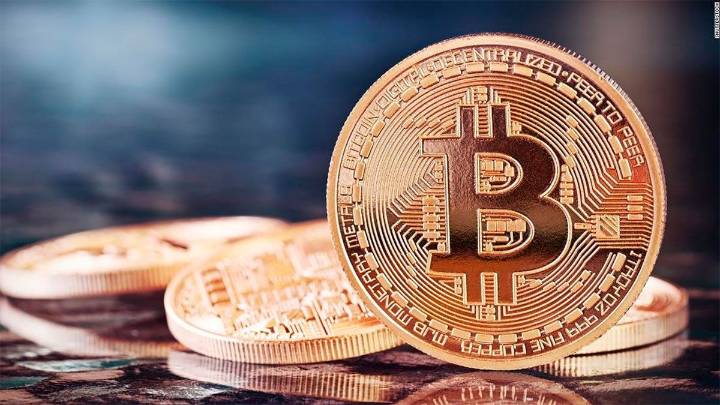 El bitcoin cruzó la barrera de los USD 125.000 y superó un nuevo récord histórico