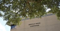 Man indicted in stabbing death of St. Gabriel police captain