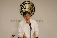 Va Noroña a Palestina... con vuelo 'regalado'