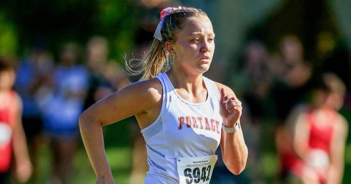 Not much bothers state-bound Portage runner Madisyn Mikels