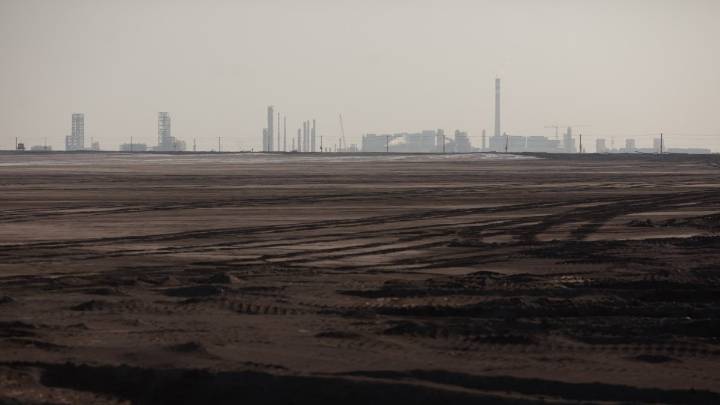 China impone nuevos controles a las exportaciones de tierras raras