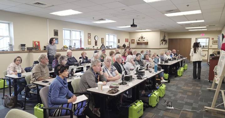 Electronic check-in will speed up elections for voters, poll workers