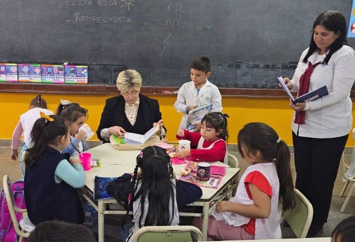 Se realizan en todas las escuelas primarias Jornadas de Sensibilización hacia la Fluidez y Comprensión Lectora