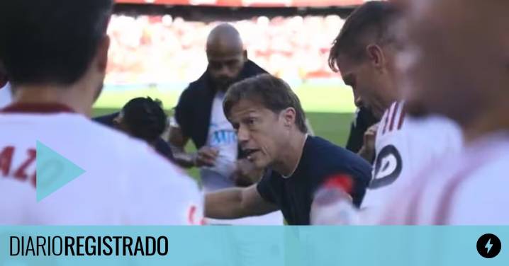 ''Liquídenlos'': La enérgica arenga de Almeyda en la goleada de Sevilla a Barcelona