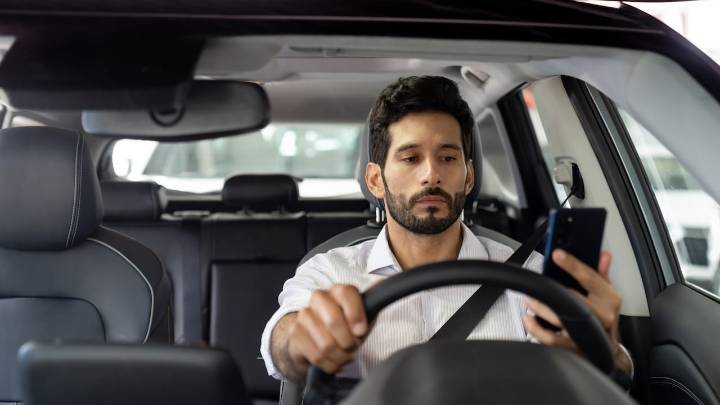 La pregunta que tiene penando a quienes tramitan la licencia de conducción en España: ¿la hacen en Colombia?