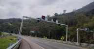 Cierre de la vía al Llano deja pérdidas por un billón de pesos en la región: Cámara de Comercio