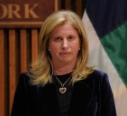 NYPD boosts security at NYC synagogues following Yom Kippur terrorist attack in London