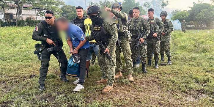 Golpe al Clan del Golfo en Bolívar y Sucre: capturan 12 presuntos integrantes en operativos simultáneos