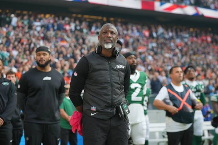 Sideline tension erupts as Jets remain winless under Aaron Glenn